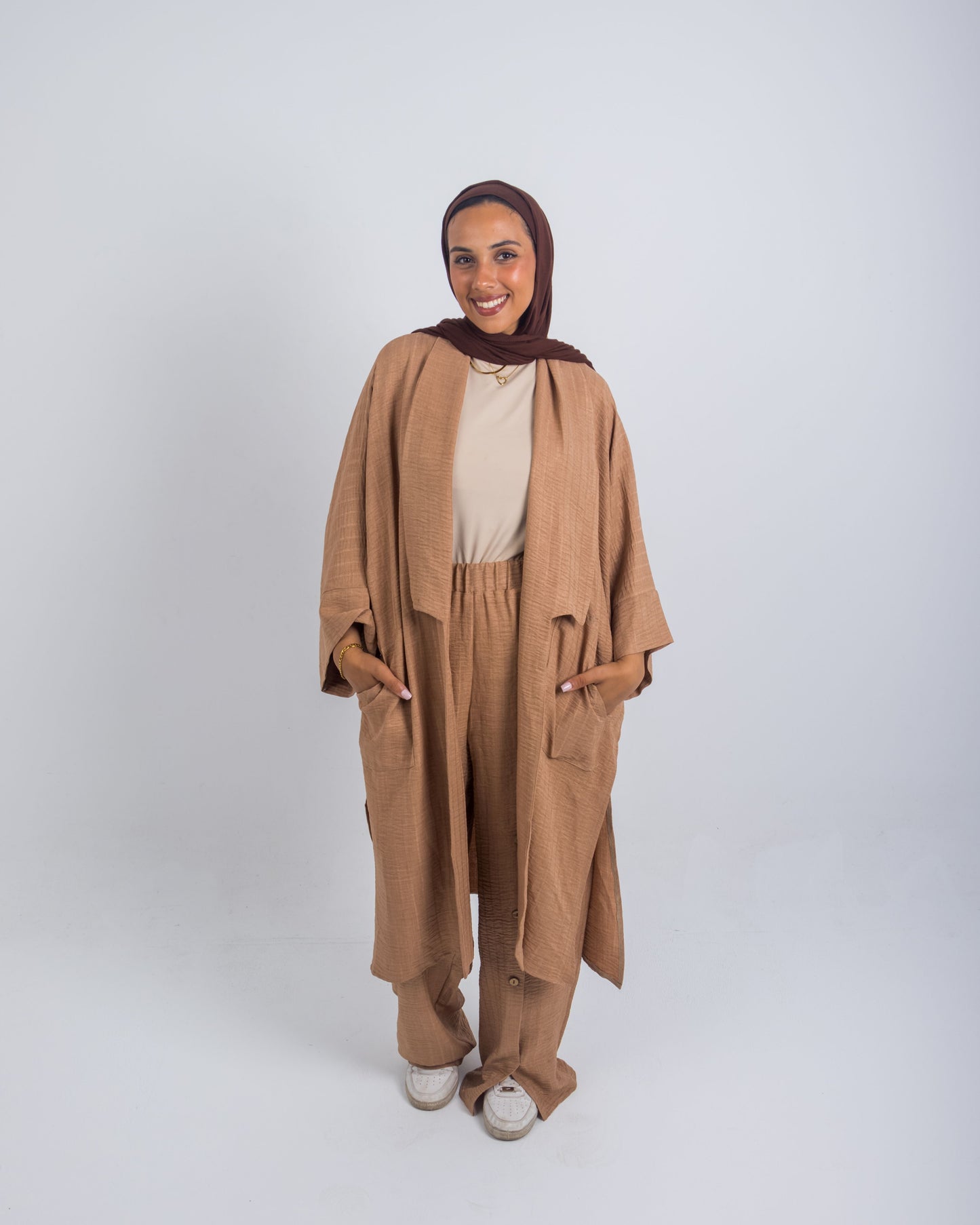 Relaxed Linen Set – Caramel Beige