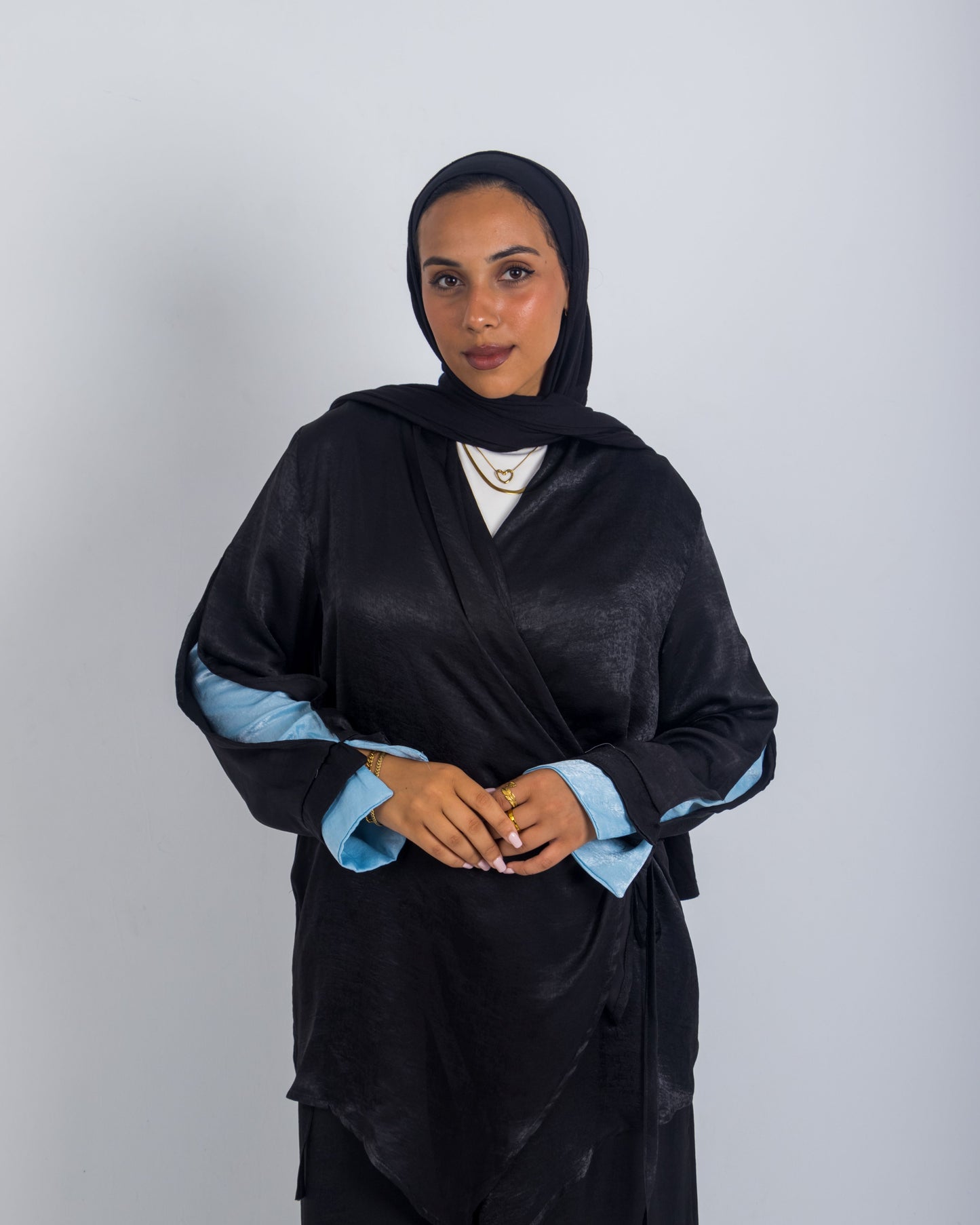 Flowy Shimmer Set – Black & Sky